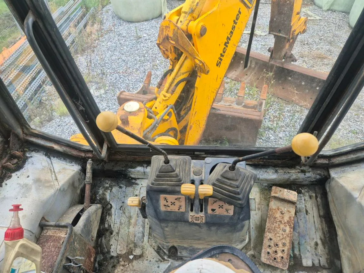 JCB 3cx Extra dig 4wd - Image 3
