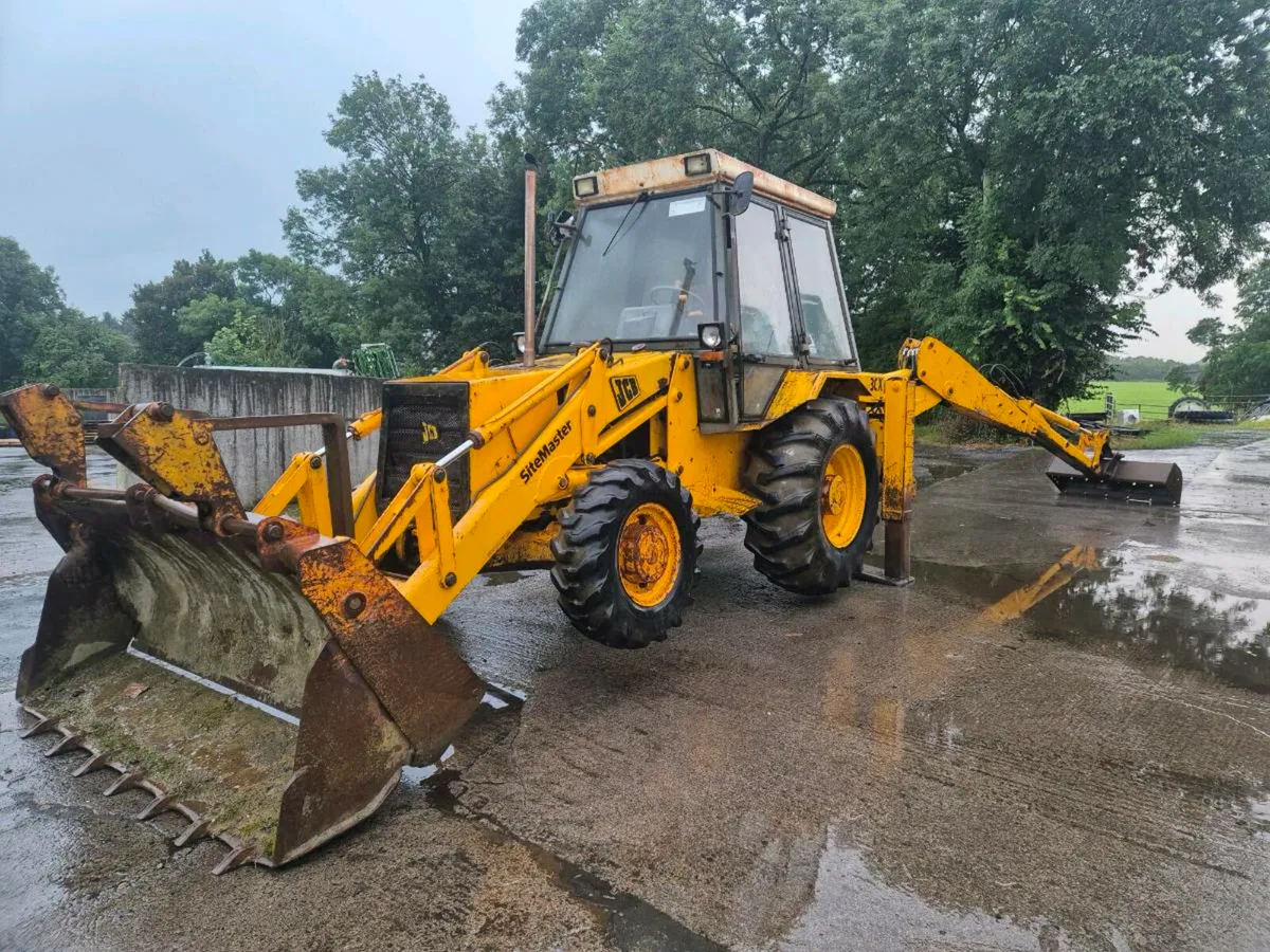 JCB 3cx Extra dig 4wd - Image 1