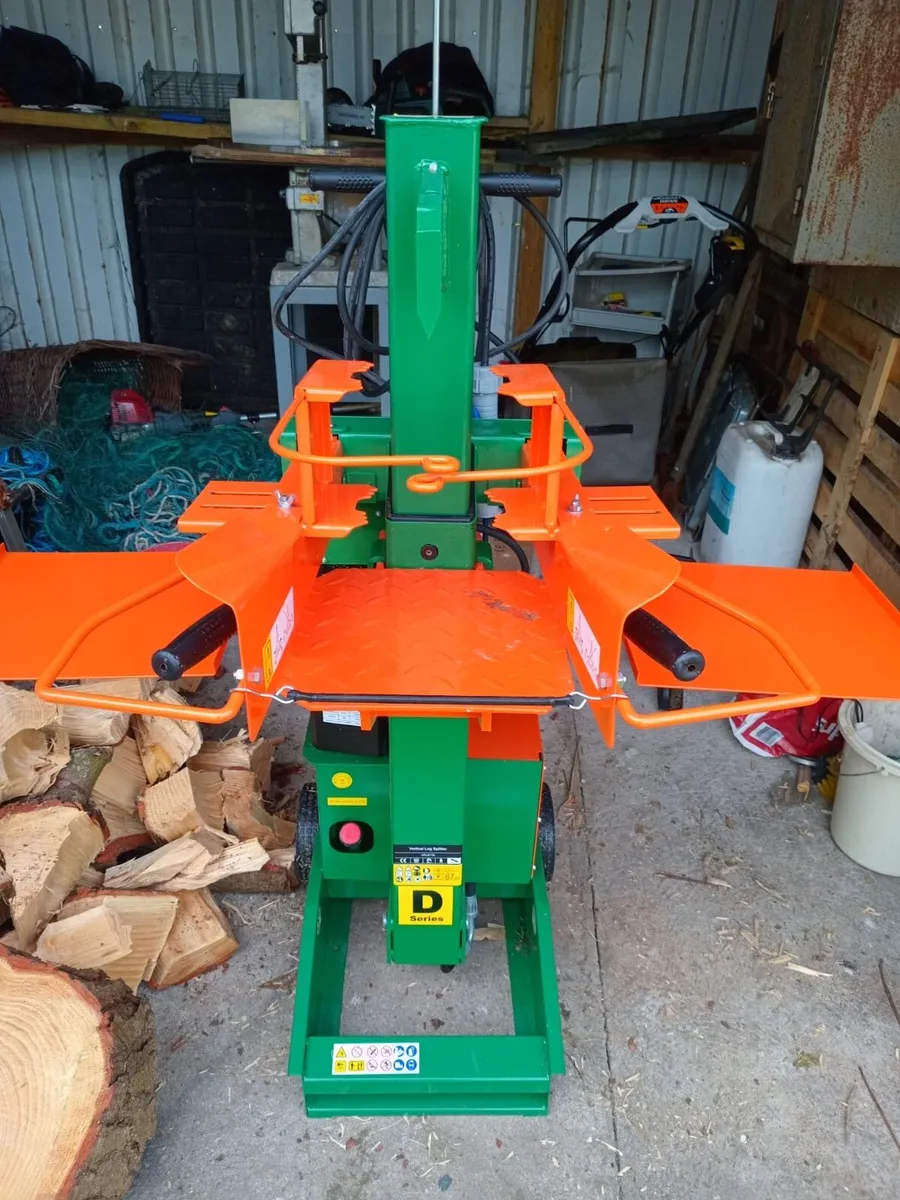 Log splitter - Image 1