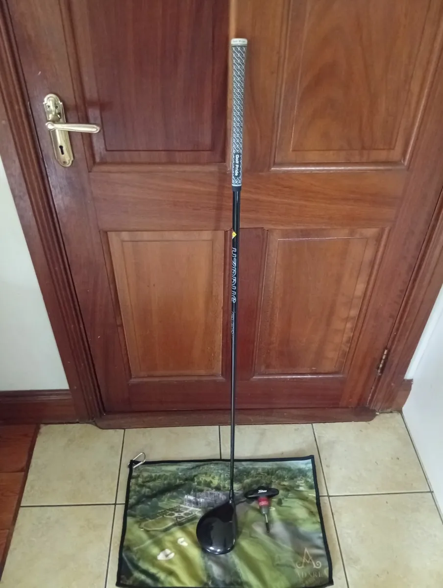 Titleist TSI 3 9 Degree Driver Beautiful Condition - Image 2