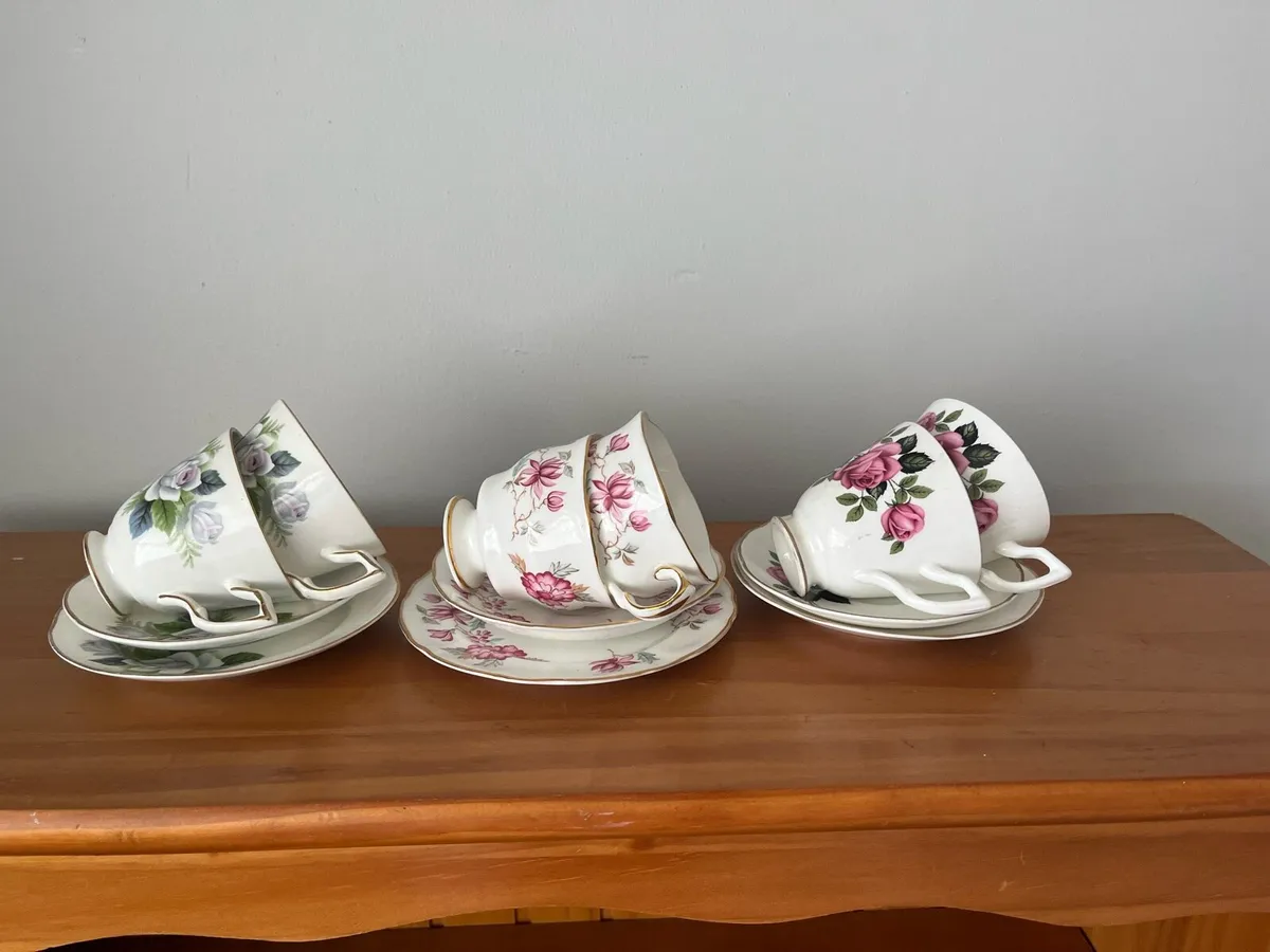 Lady’s Bicycle and Other Items - Image 3