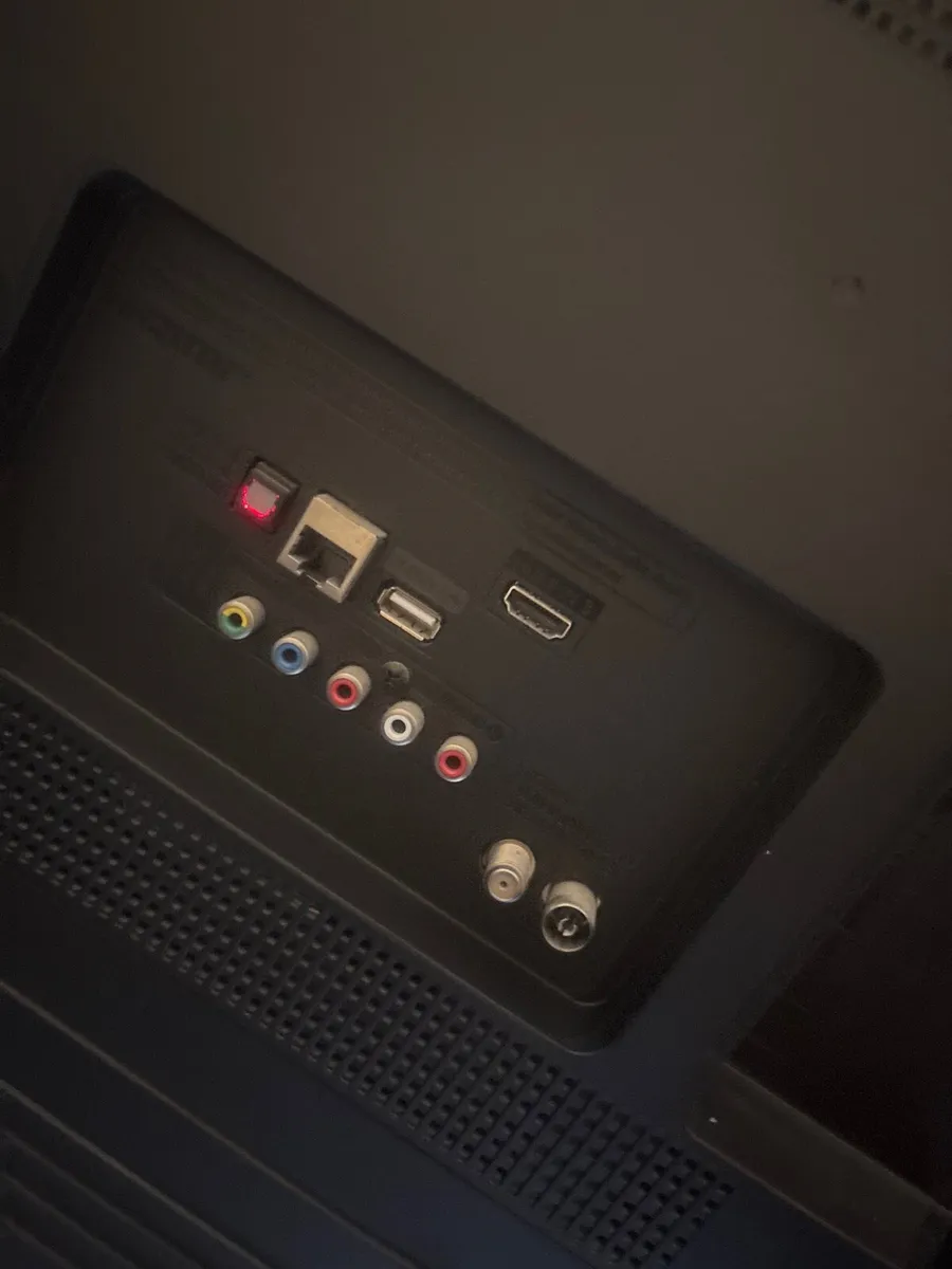 50 inch LG smart Tv - Image 3