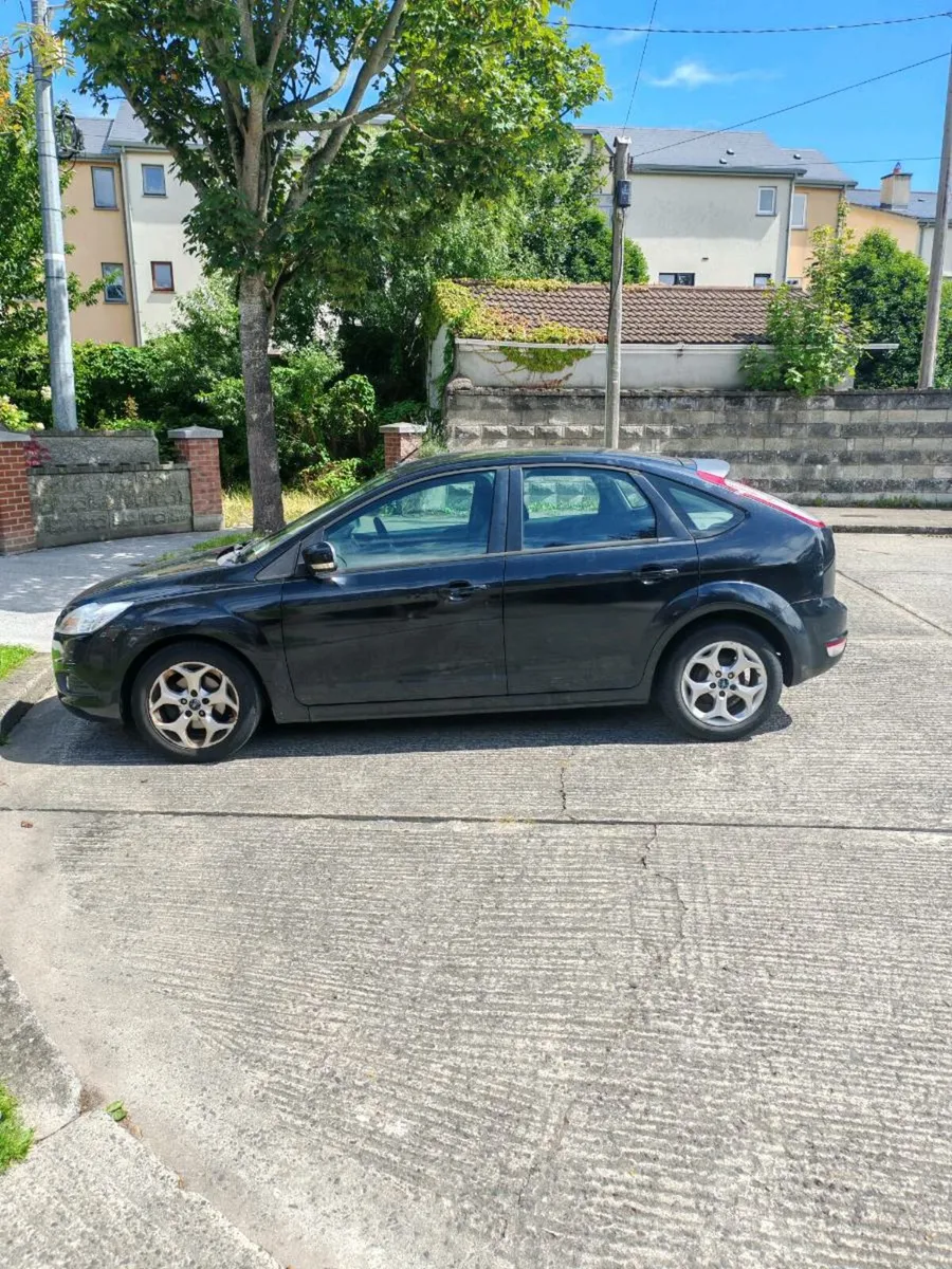 Ford focus 2010 - Image 1