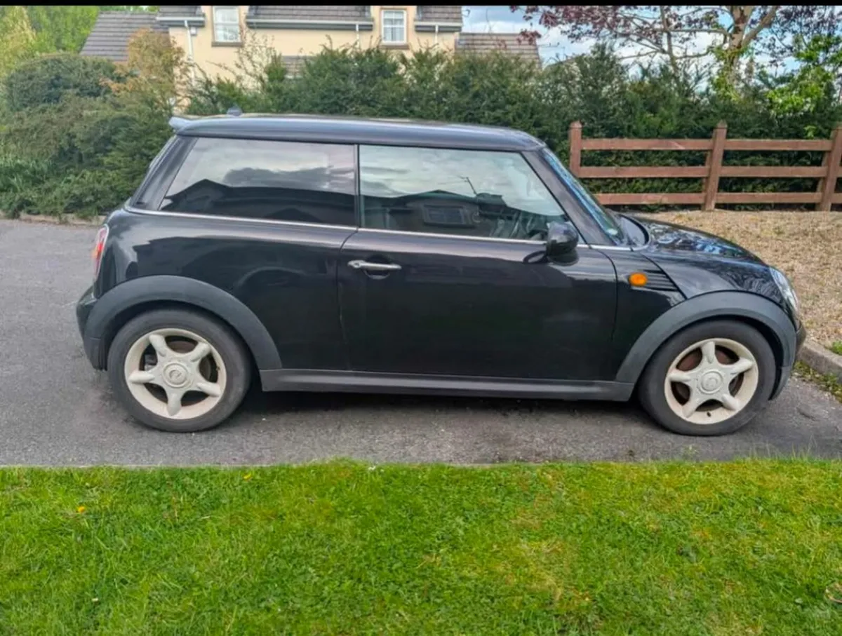 Mini Cooper D 2009 - valid NCT, no tax - Image 1