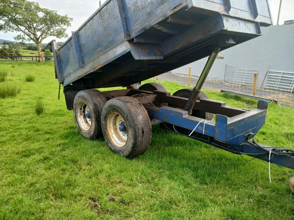 Dump trailer - Image 2