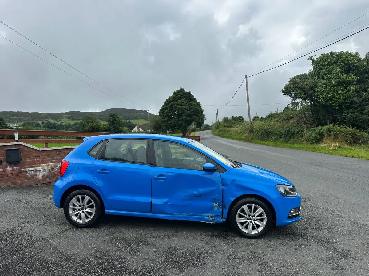 2015 Volkswagen Polo  Damage Repairable - Image 2