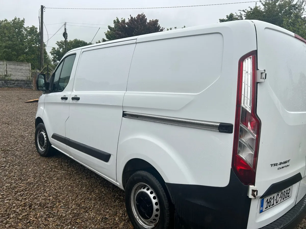Transit Custom - Image 1