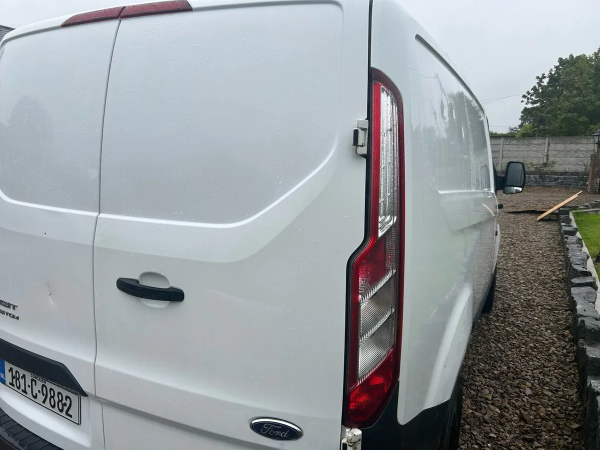 Transit Custom - Image 2
