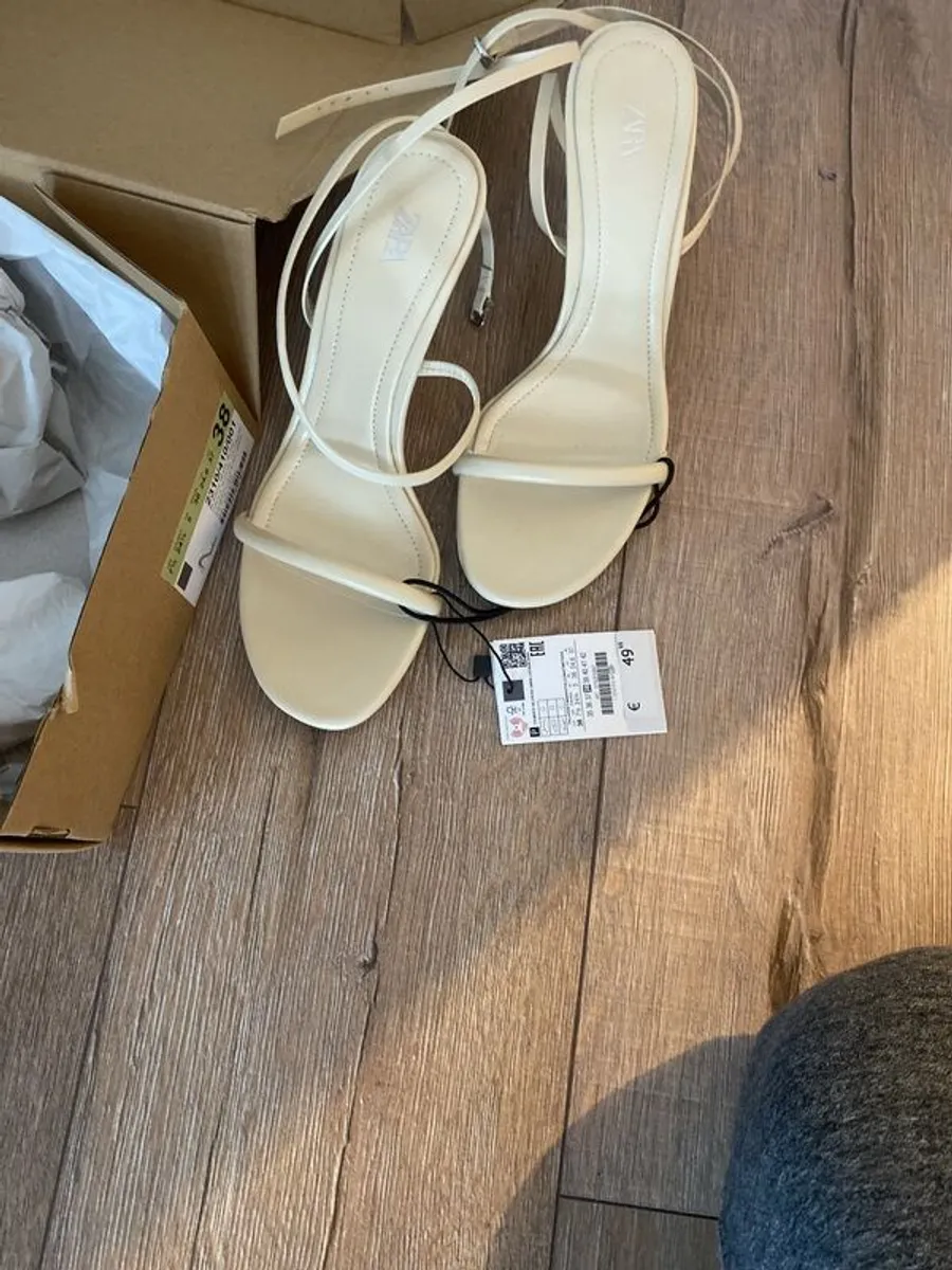 Zara sandal high heels - Image 3