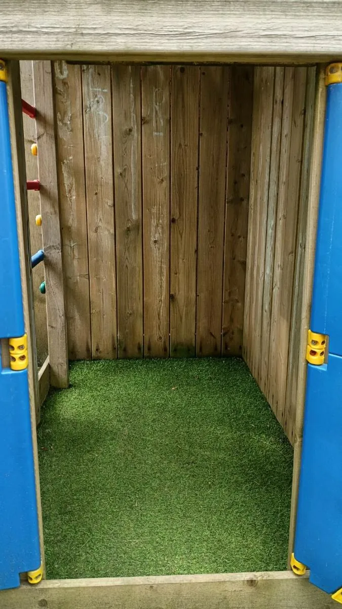 Jungle Gym Palace Playhouse 145 - Image 3