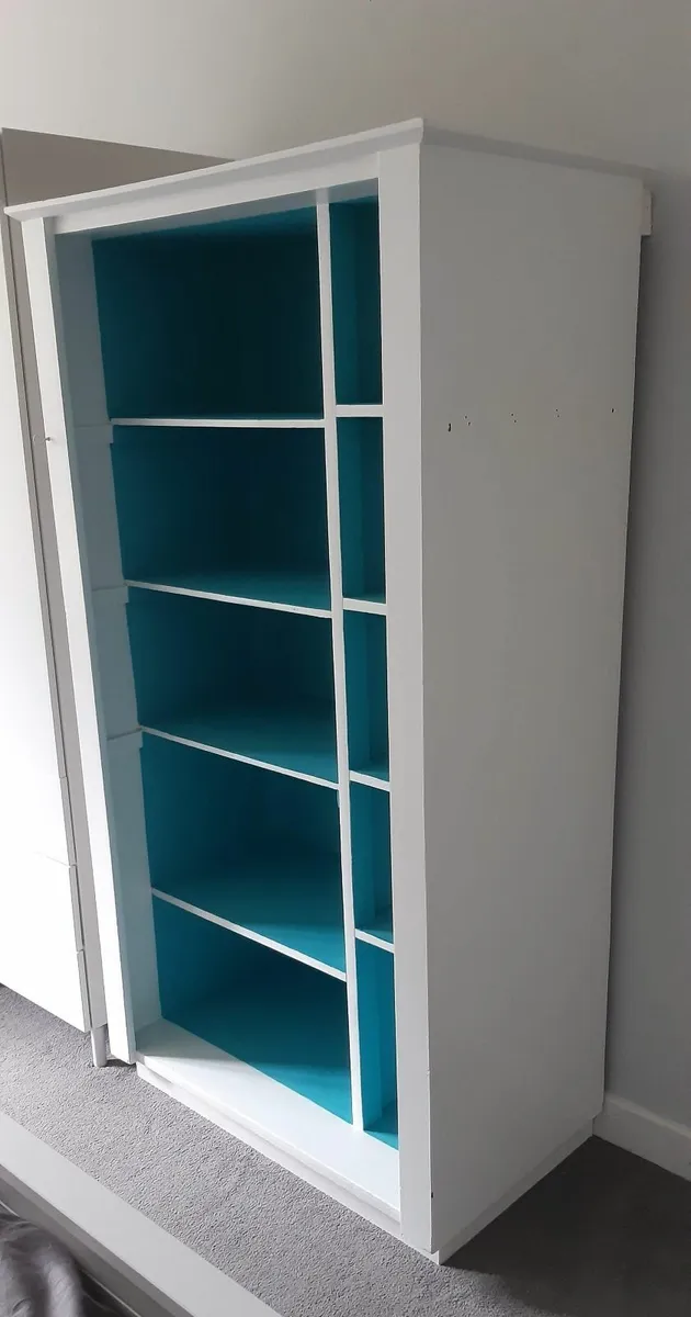 Shelves/wardrobe - Image 2