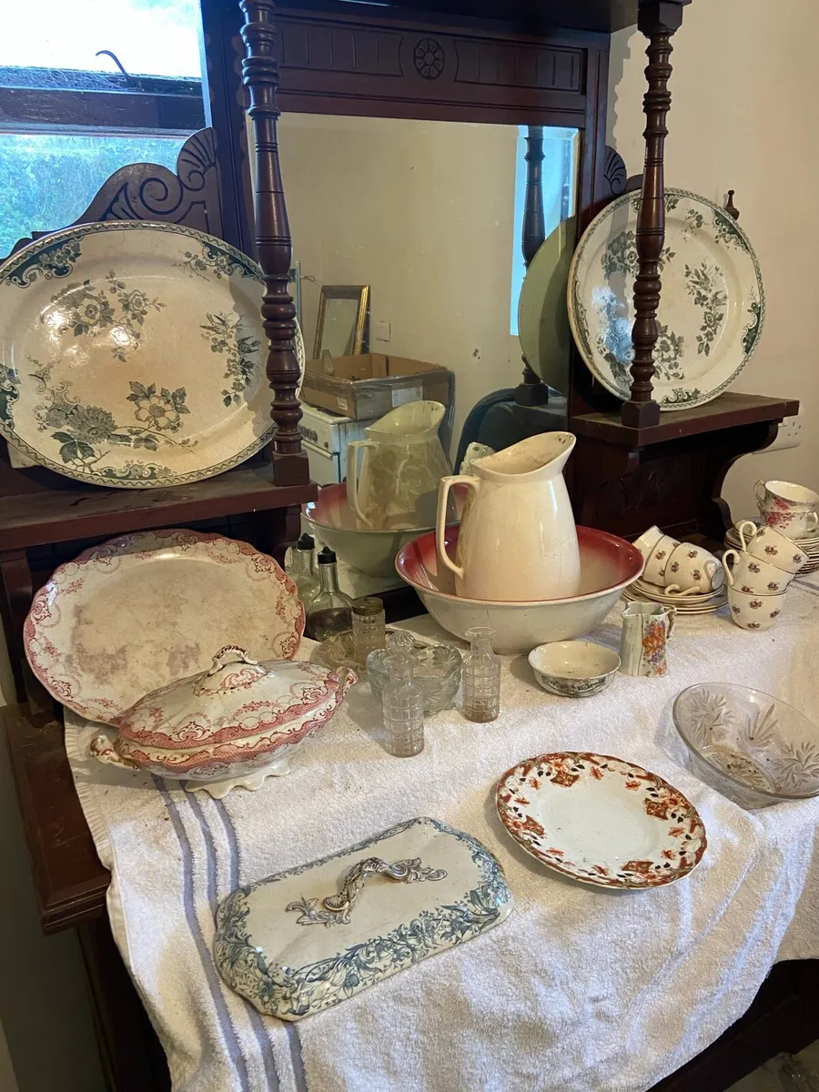 Tea sets - Image 1