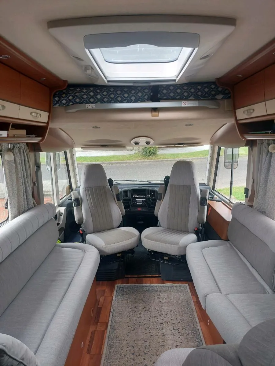 Hymer B544 Motorhome - Image 4