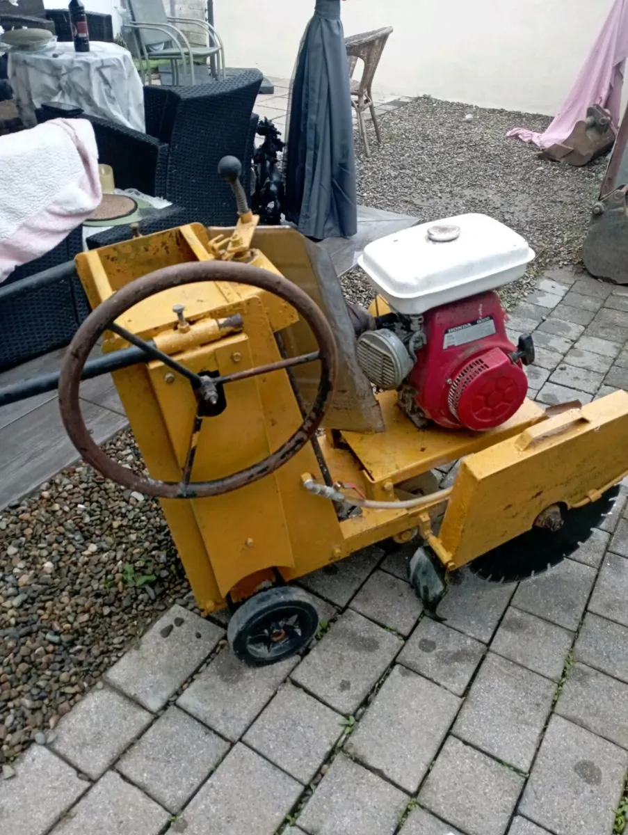 Road saw - Image 1
