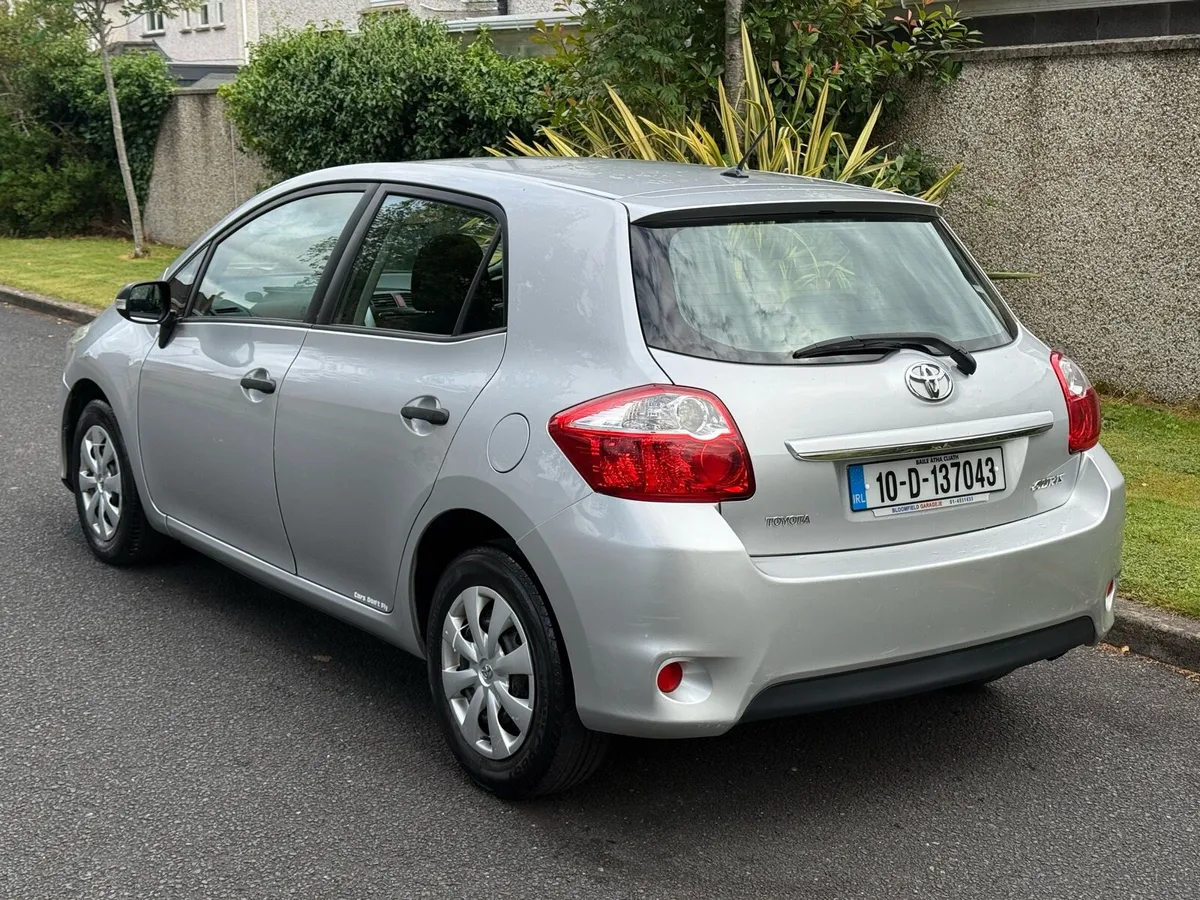 2010 Toyota Auris 1.3 petrol - Image 3