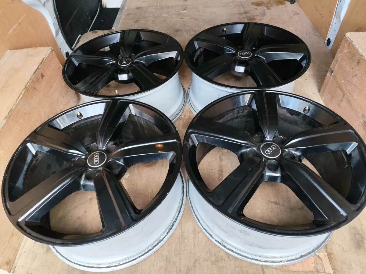 20" Audi alloy wheels - black - Image 1