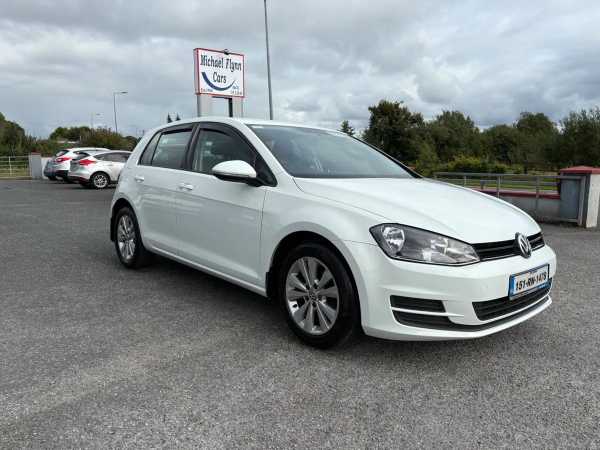 Volkswagen Golf 1.6 TDi white FSH 151 - Image 3