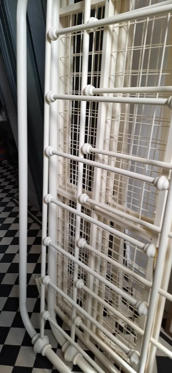 5ft Cast Iron Bed frame - Image 3