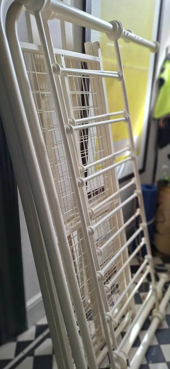 5ft Cast Iron Bed frame - Image 4