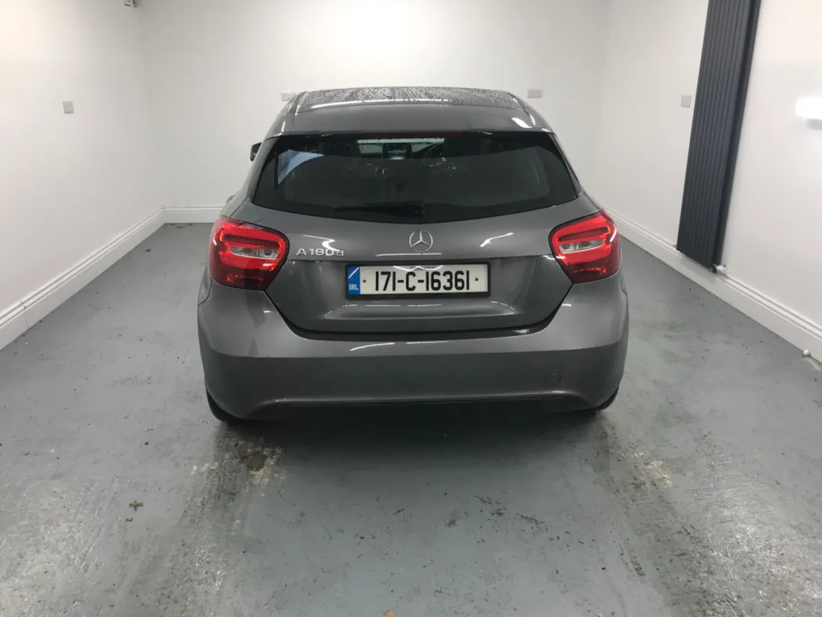 Mercedes-Benz A-Class 2017 - Image 4