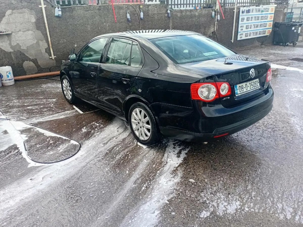 Volkswagen Jetta 1.6 102bhp - Image 4