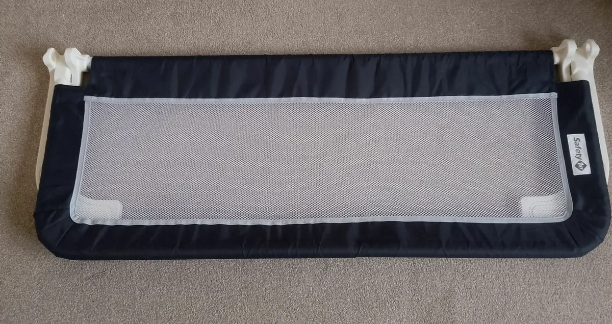 Safety rail - Image 2