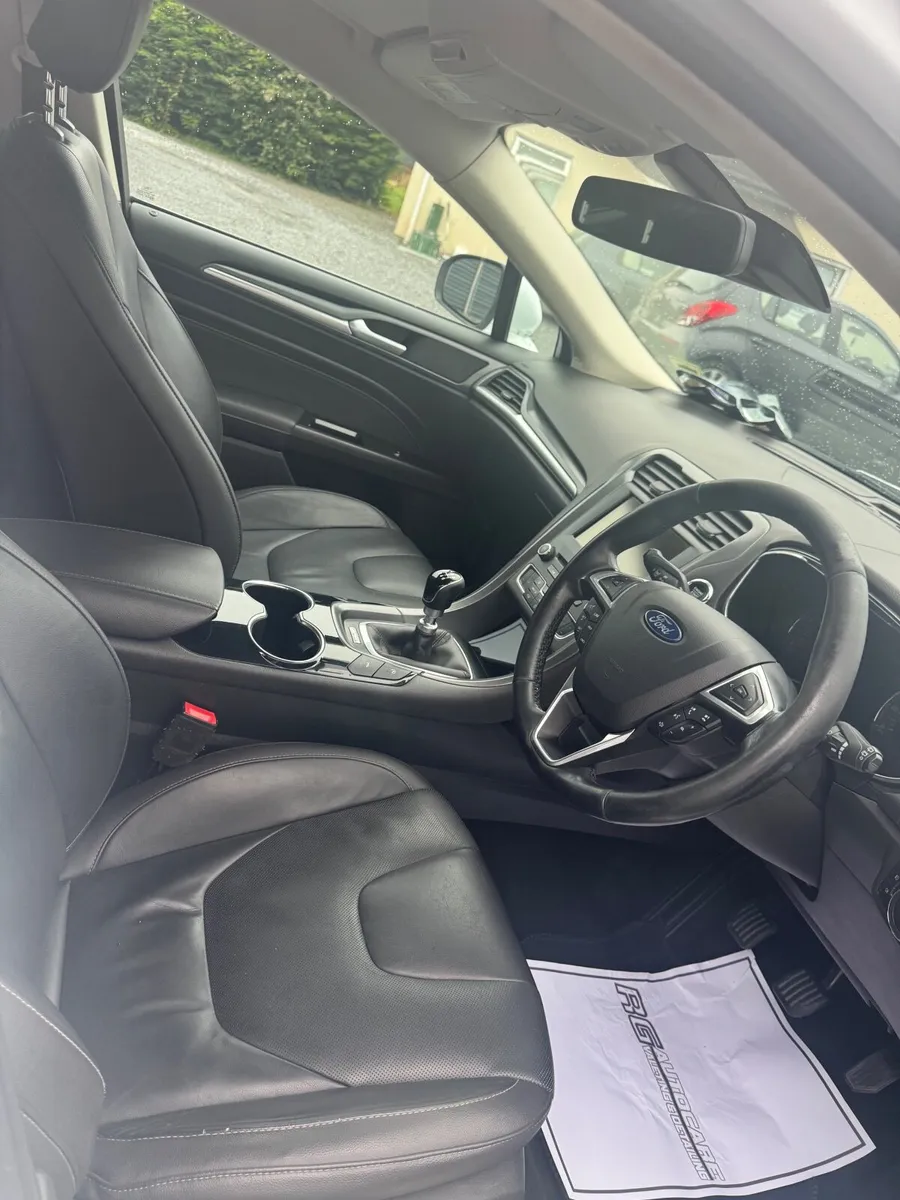 Ford Mondeo 2016 - Image 2