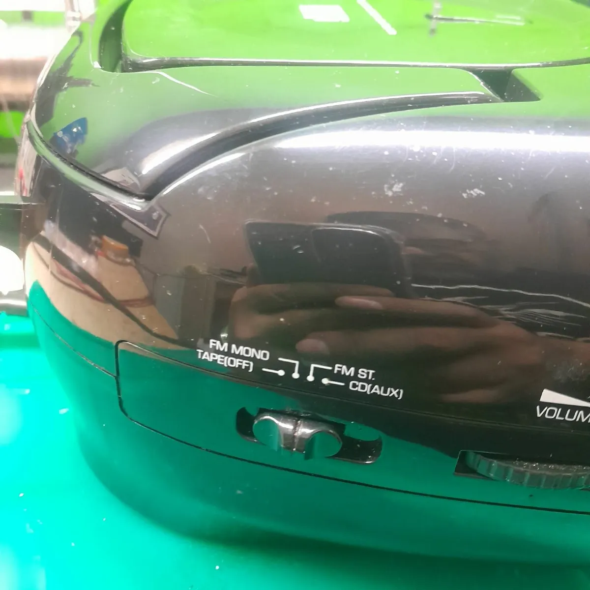 Cassette Radio Recorder CD - Image 4