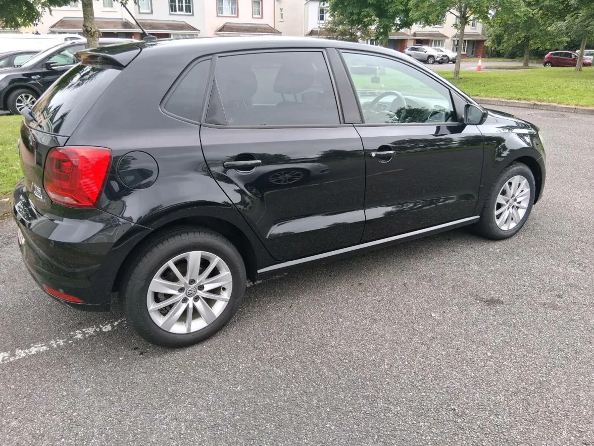 Volkswagen polo automatic 1.2 Tsi petrol - Image 3