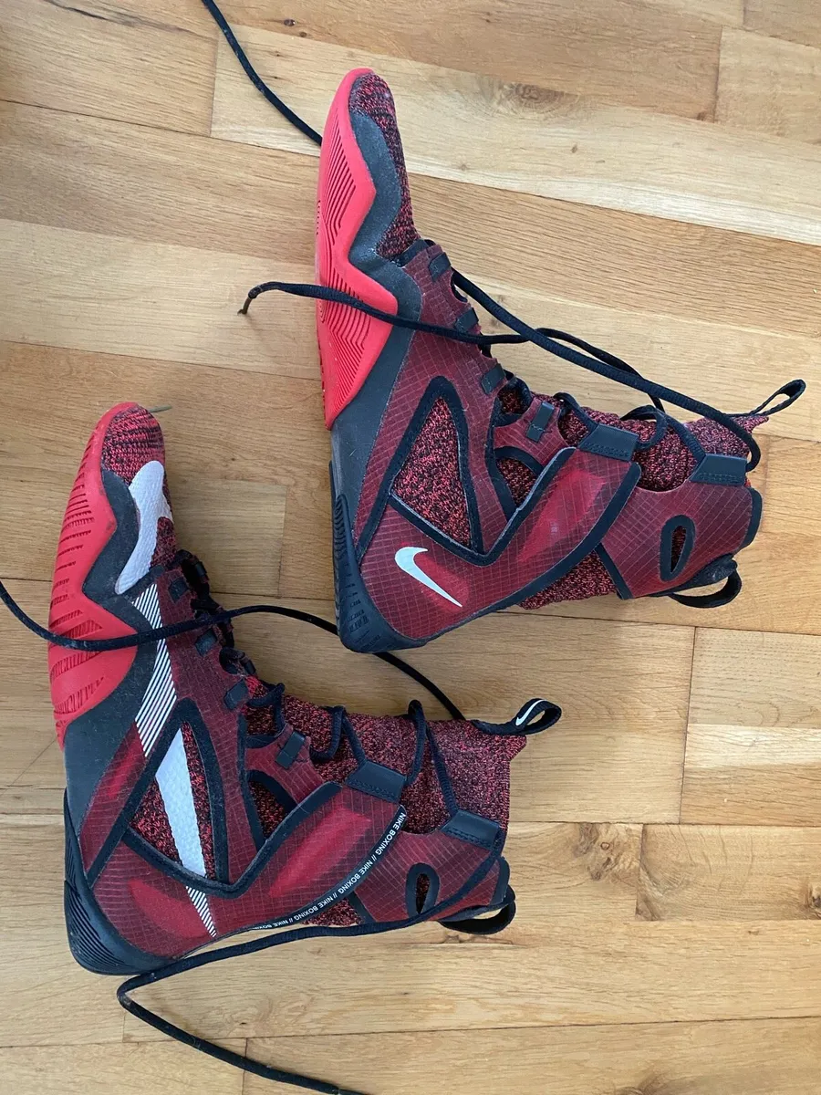 Boxing shoes - Image 1