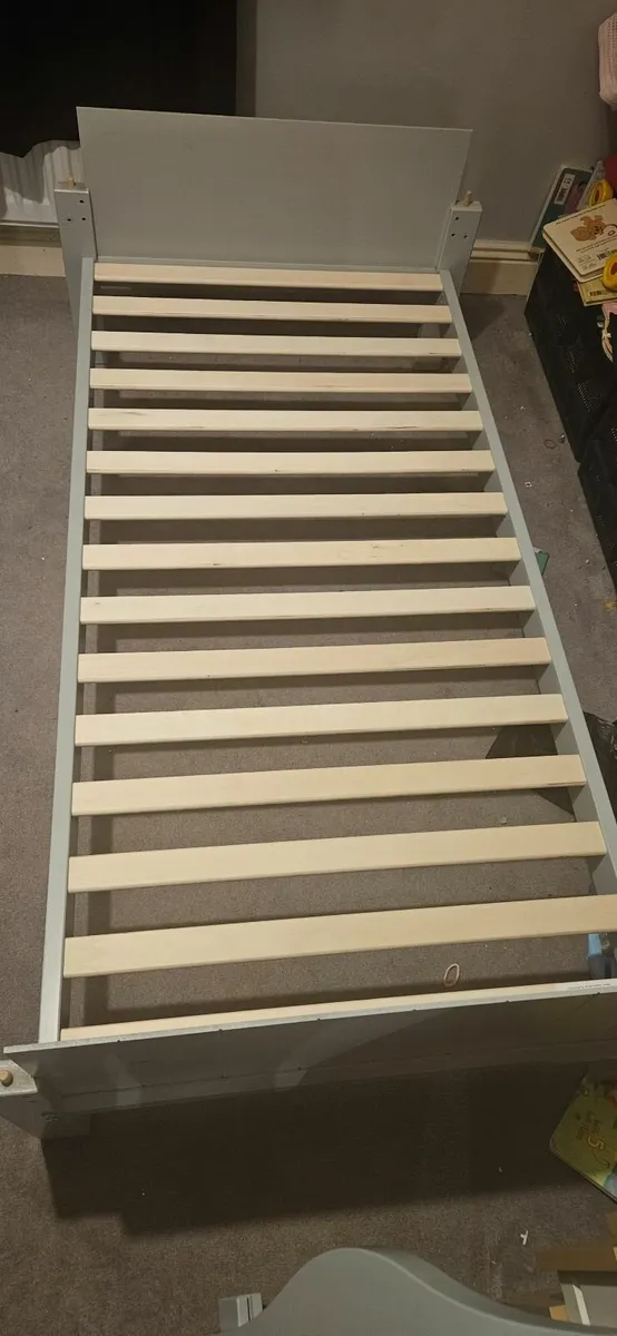 Cot bed grey - Image 2