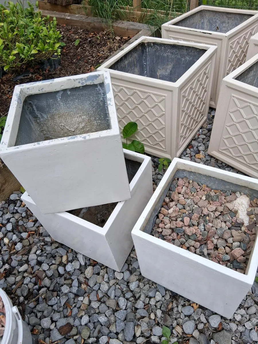Plant Pots (9) - Image 2