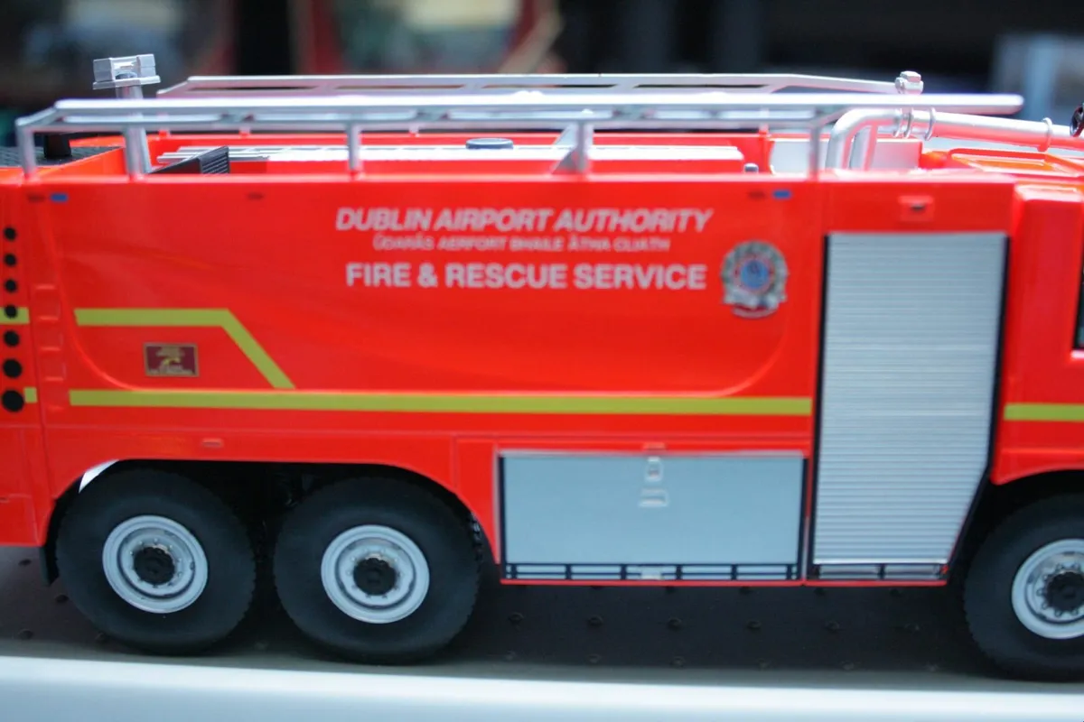 Dublin Airport Fire Engine - Image 3