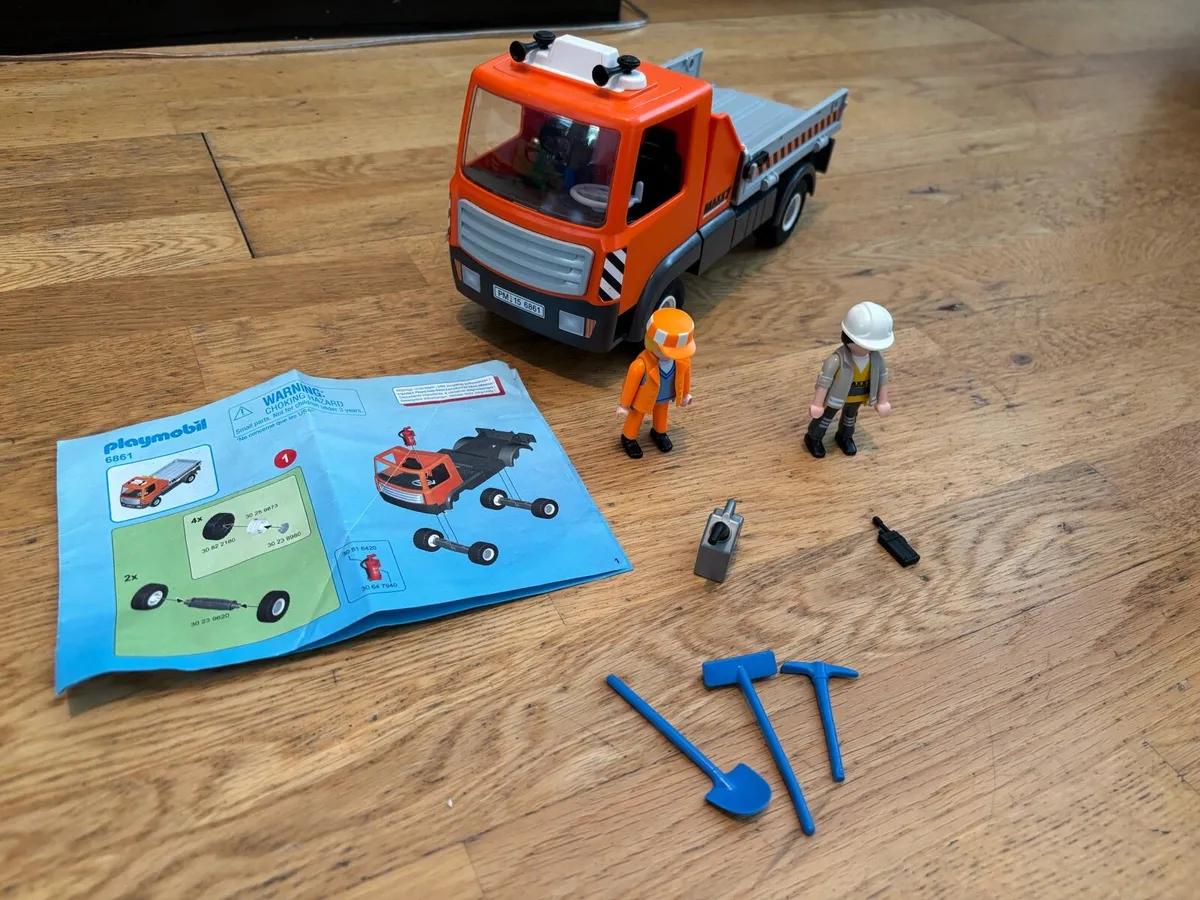 Playmobil construction site truck and refuse truck - Image 4