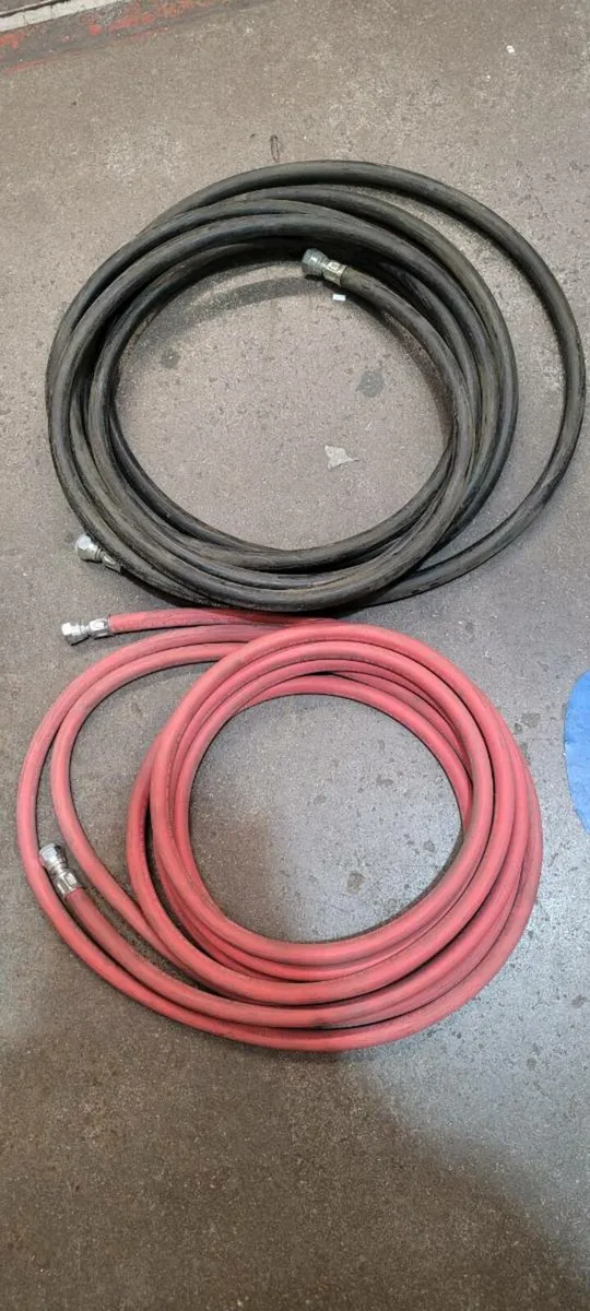 Air and Fluid hose. - Image 1