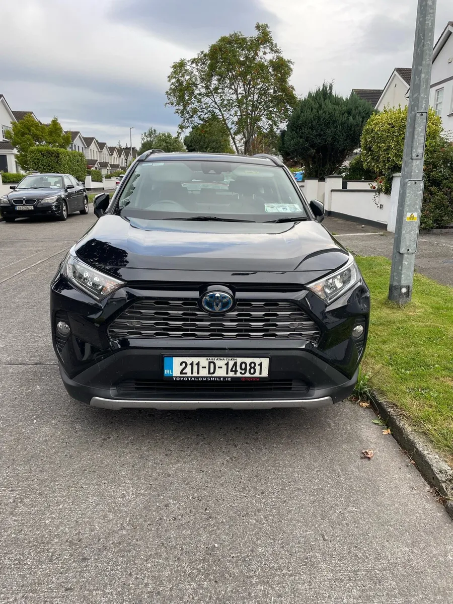 Toyota RAV4 hybrid low mileage - Image 1