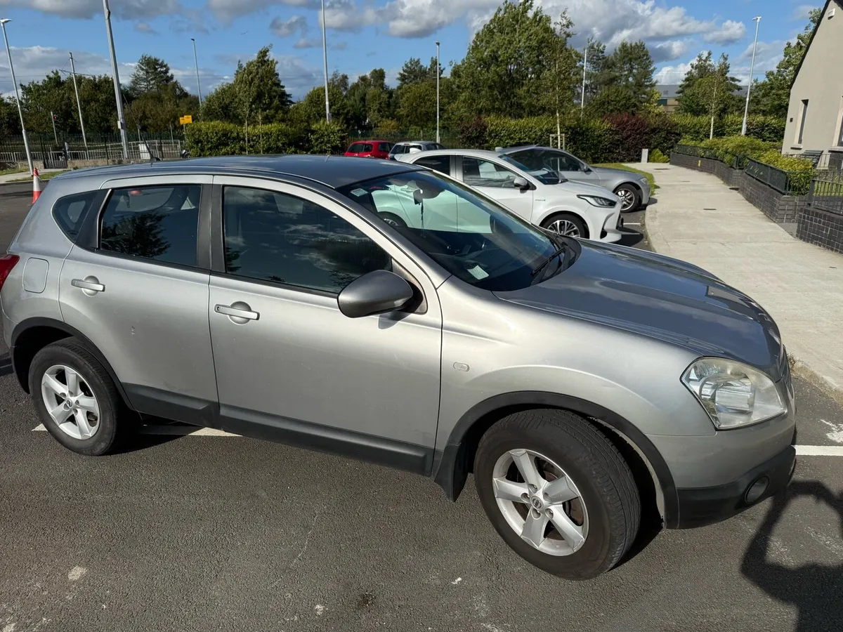 Car - Image 2