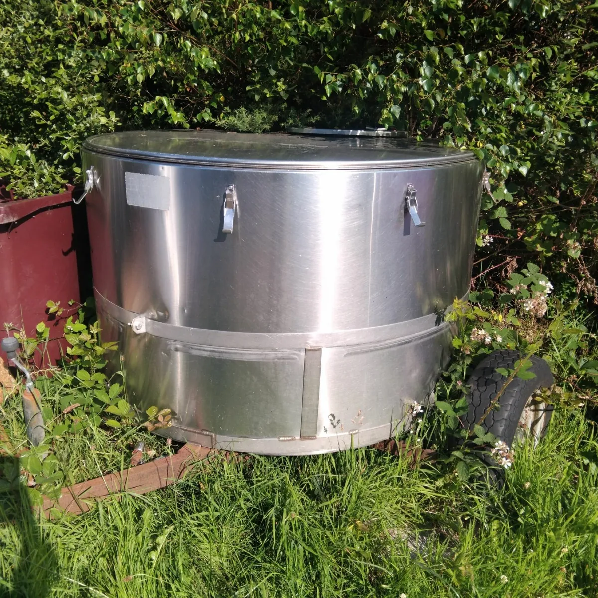 Mobile milk tank - Image 1