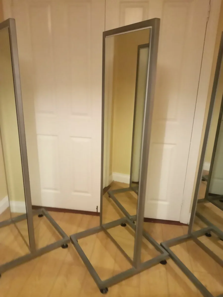 Delivery - 3 x Retail Mirrors Double Sided - Image 4