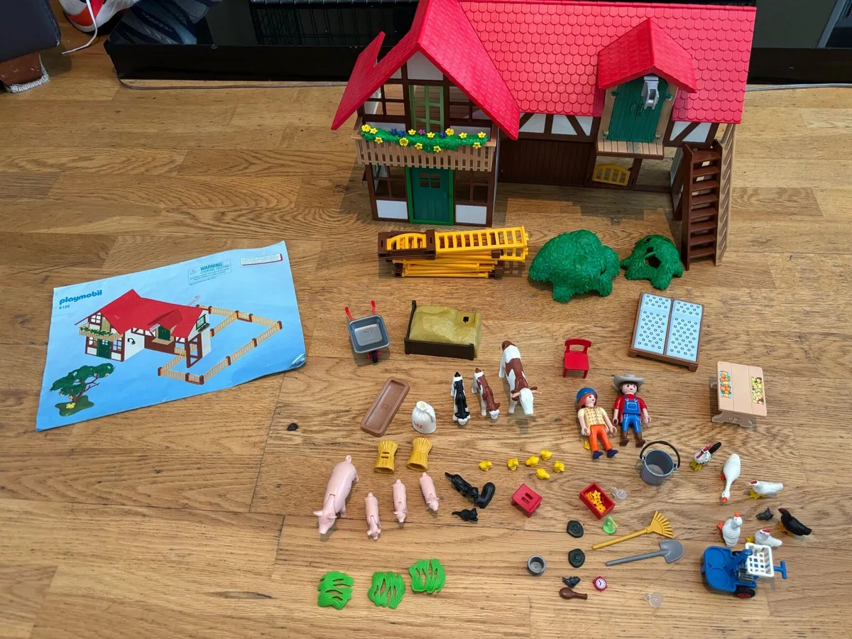 Playmobil farm house and stables. Three sets - Image 1