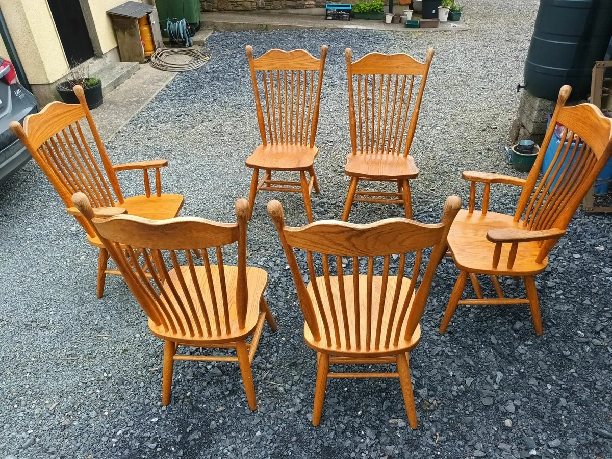 table and chairs - Image 4