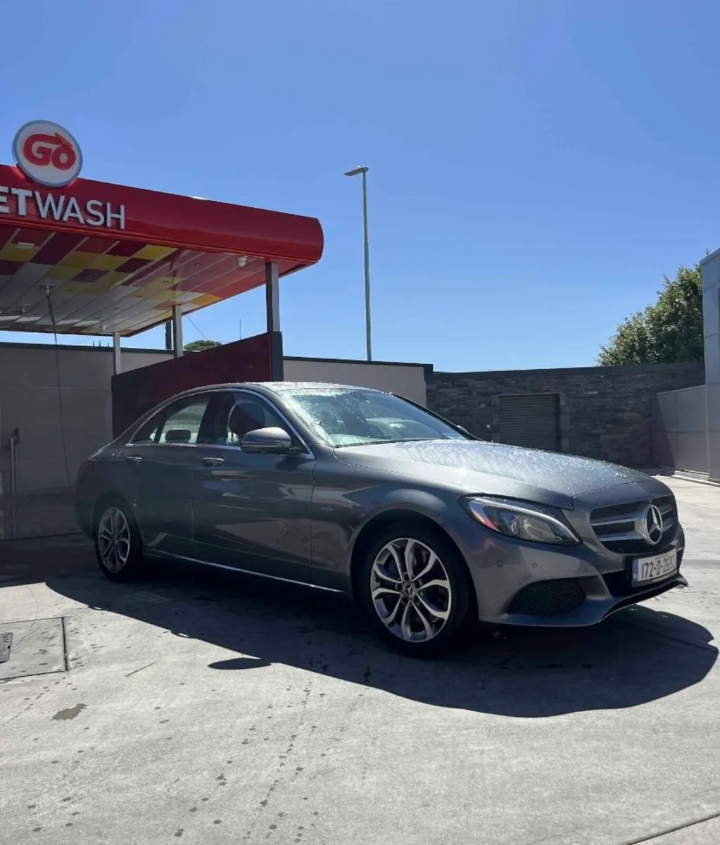 Mint 2017 C350e. (172) - Image 2