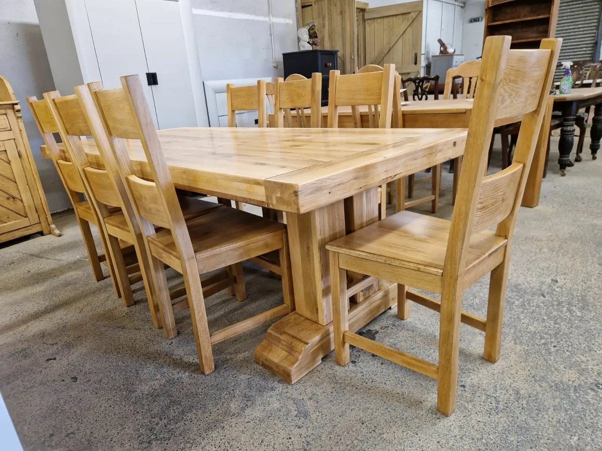 8ft solid light oak trestle table, 8 chairs - Image 4