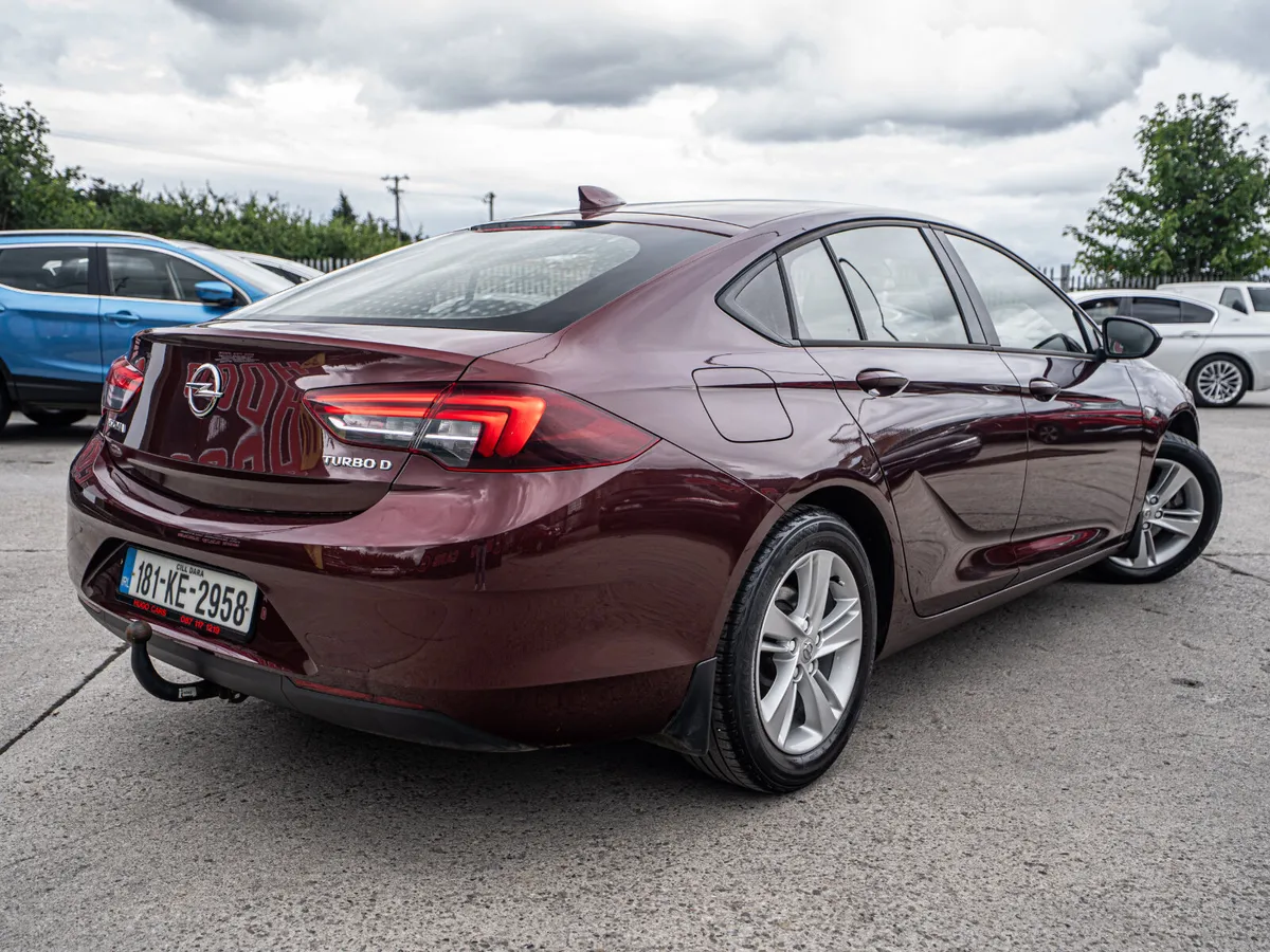 2018 Insignia Sport Auto/42k kms/1 owner/1yr warr - Image 2