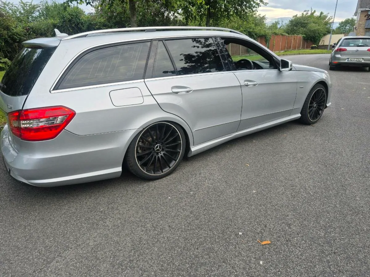 Mercedes e class amg line - Image 2