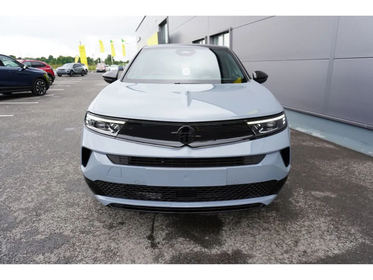 Opel Mokka GS 1.2t 136PS Available In Stock - Image 3