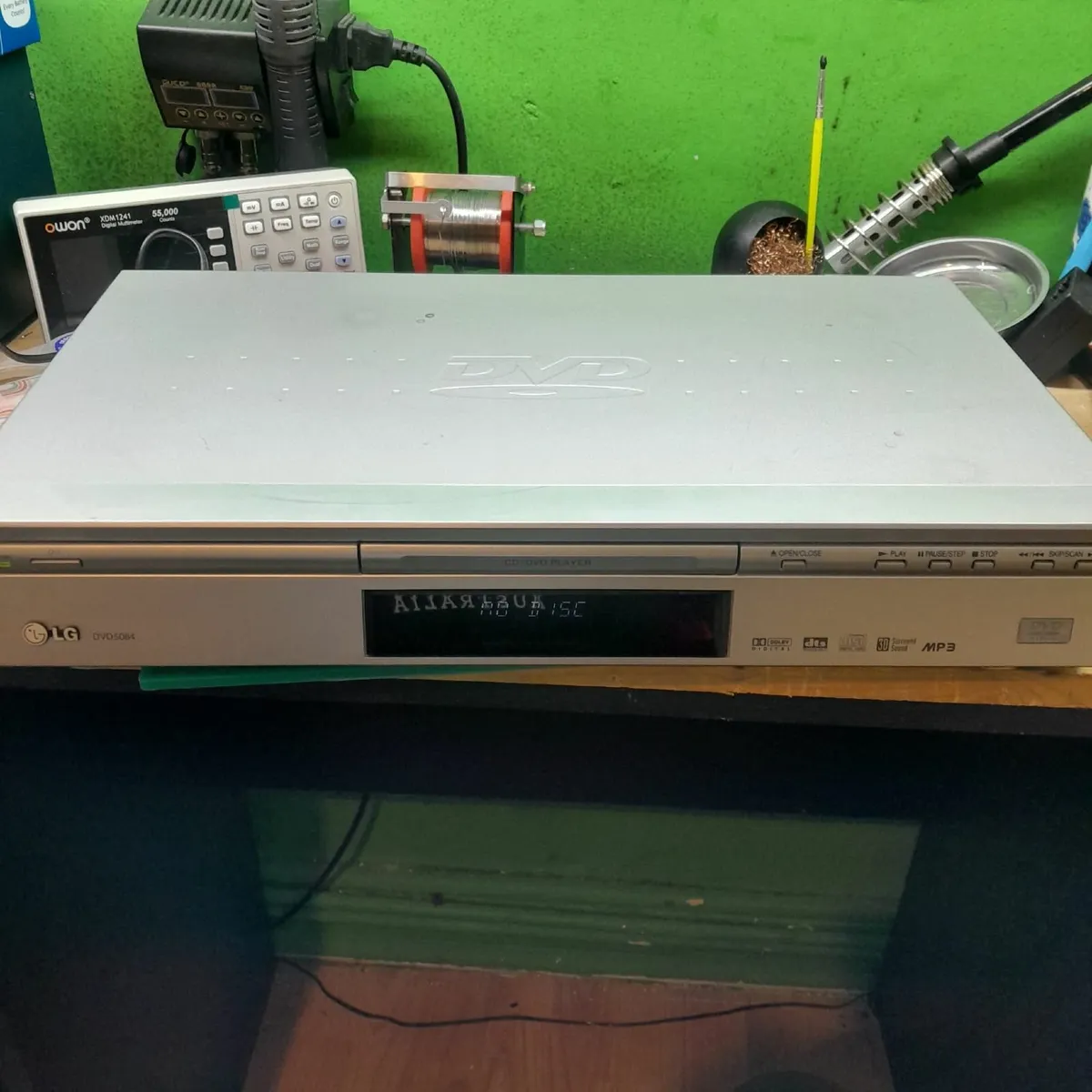 DVD  CD Player - Image 1