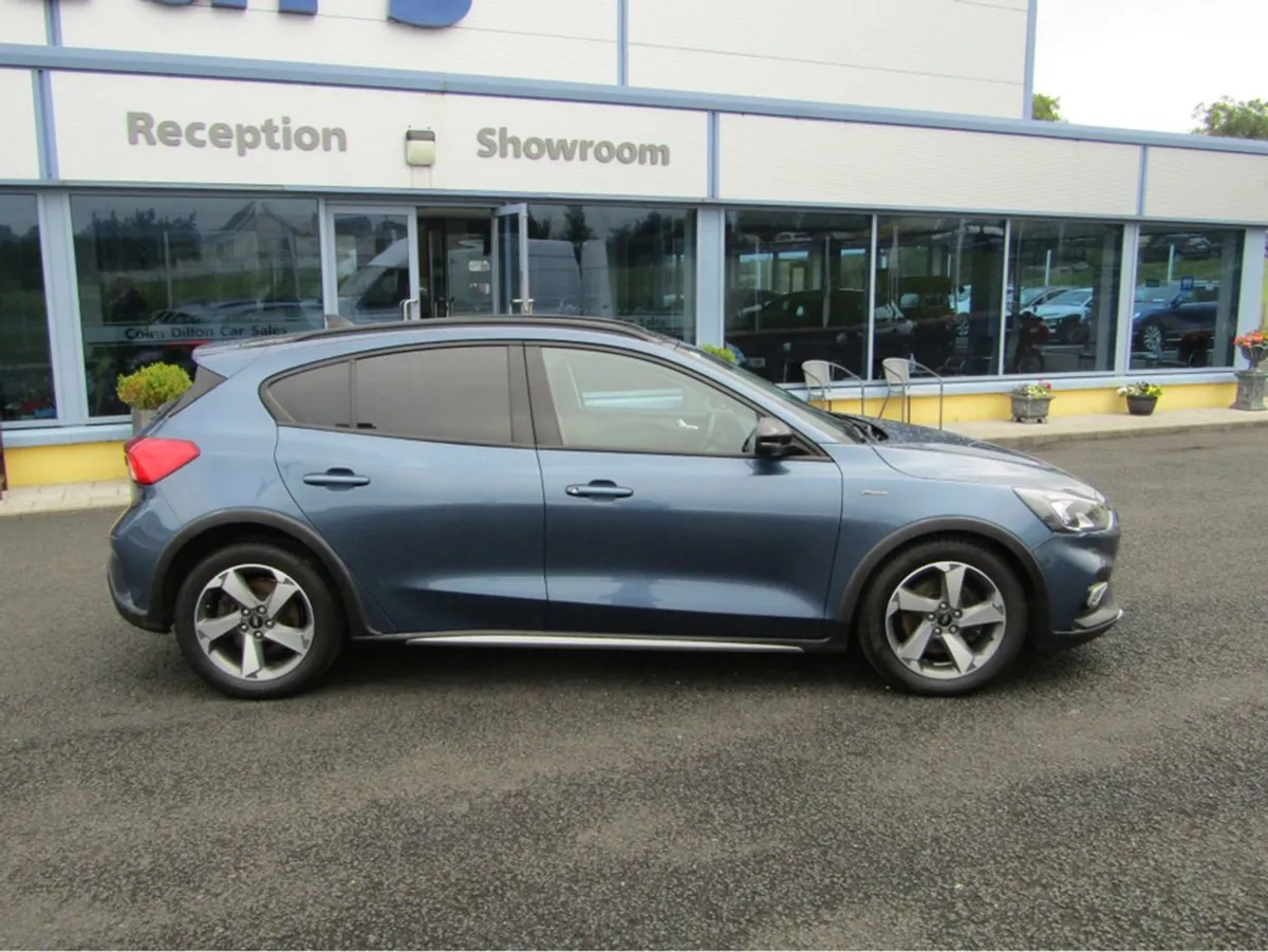 Ford Focus 1.5 Tdci Active 120PS 5DR Automatic - Image 3