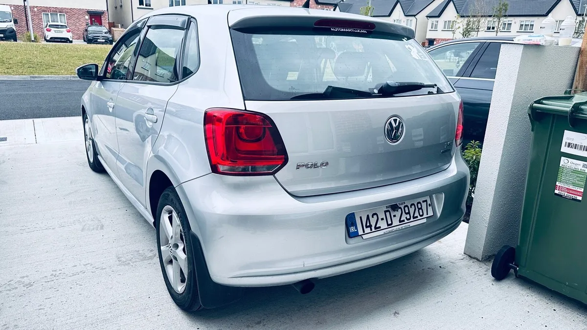 Volkswagen Polo 2014 1.2L TSI BLUEMOTION - Image 2