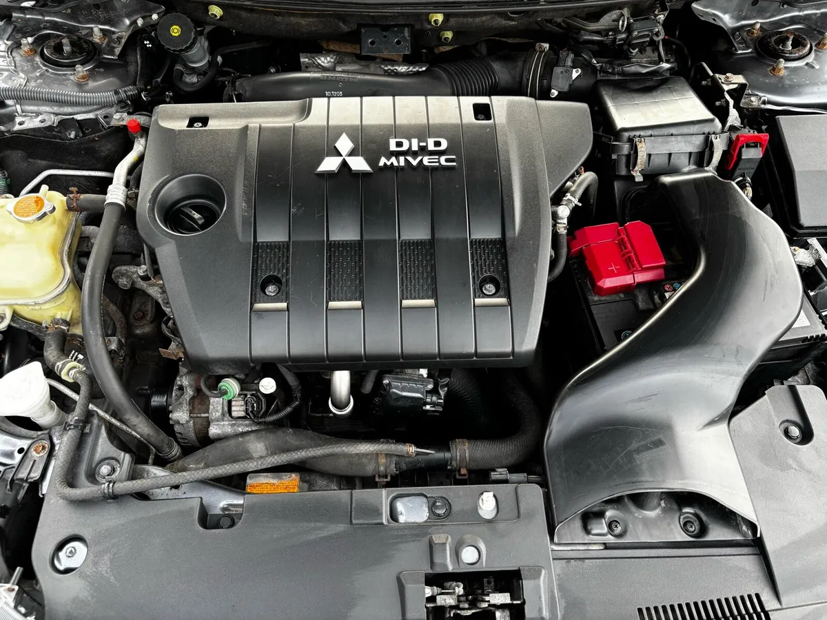 Mitsubishi Lancer 1.8 Diesel 2012 - Image 4